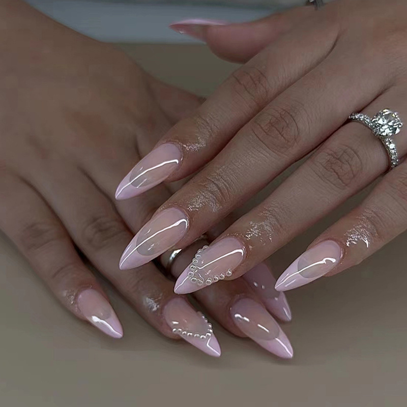 24 Adet Fiyonklu Takma Tırnak  - Nail Art Valentine incelemesi ve fiyatı