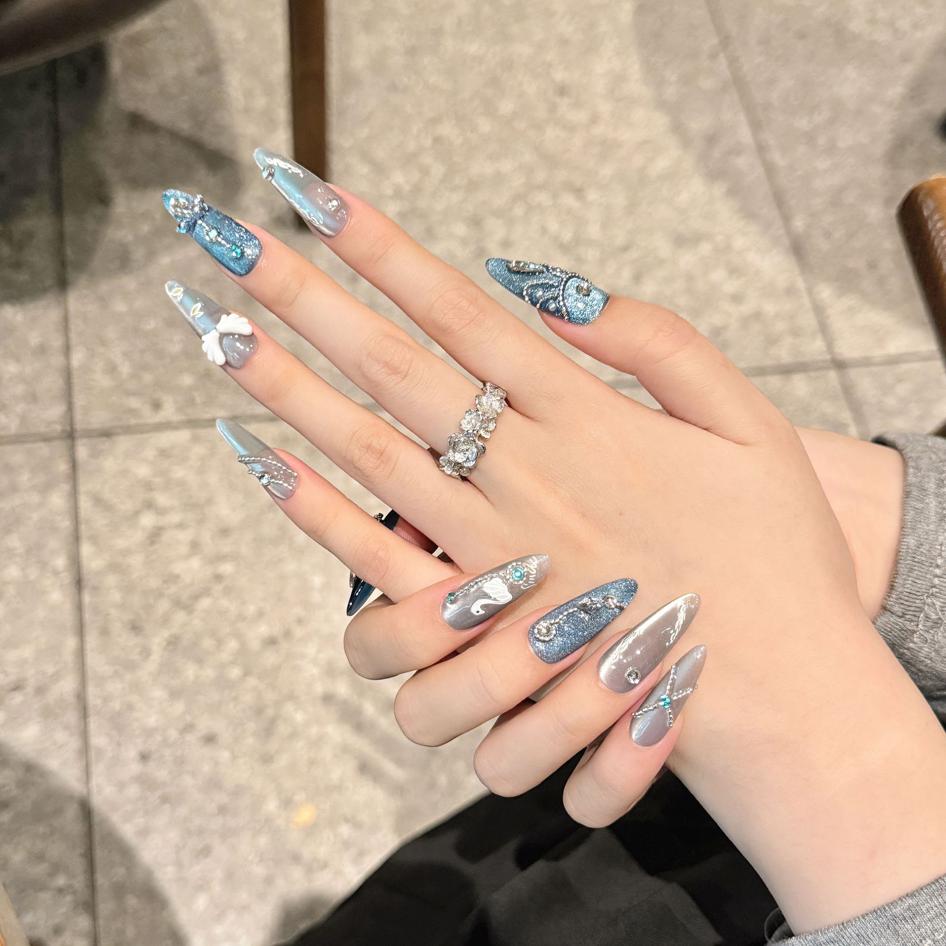 10 adet Beyaz Kuğu El Yapımı Y - Nail Art Glitter incelemesi ve fiyatı