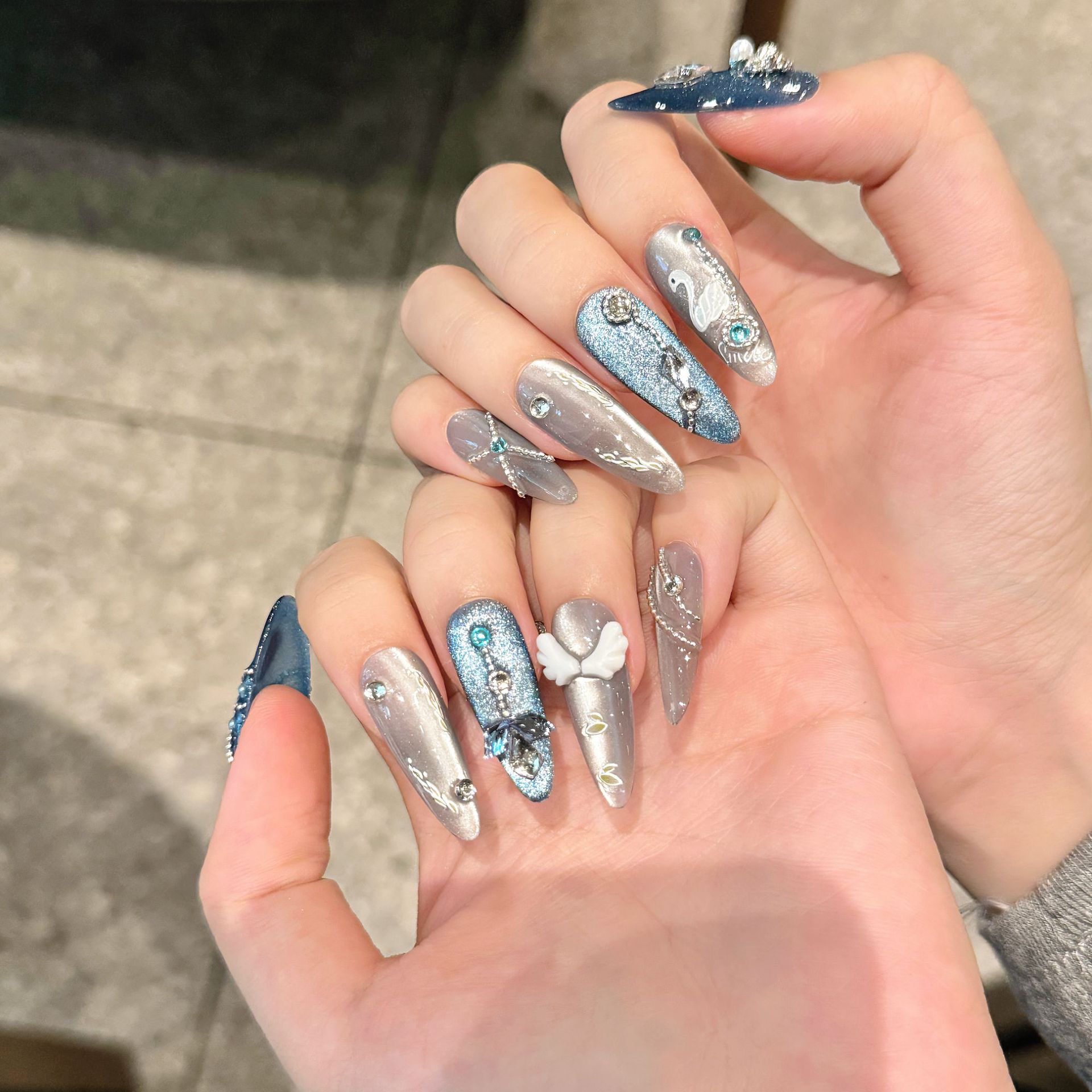 10 adet Beyaz Kuğu El Yapımı Y - Nail Art Glitter incelemesi ve fiyatı