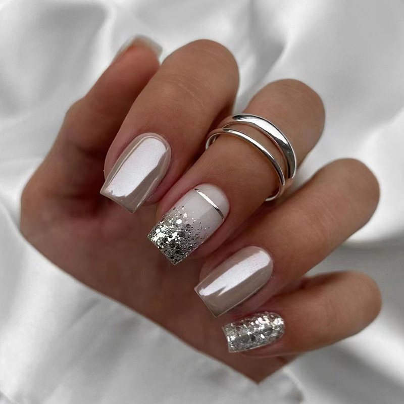 Kadınlar için kısa kare takma  - Nail Art Glitter incelemesi ve fiyatı